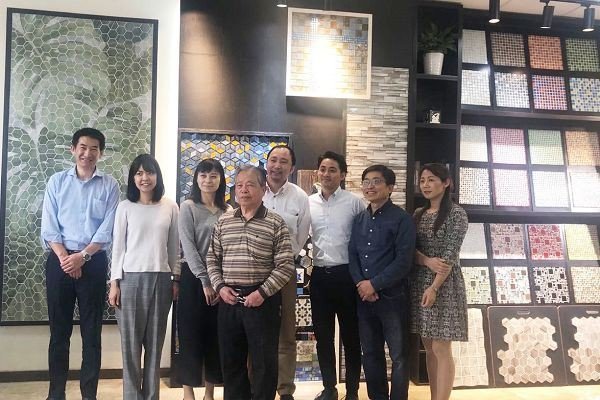 Japanese Customers Visit Factory